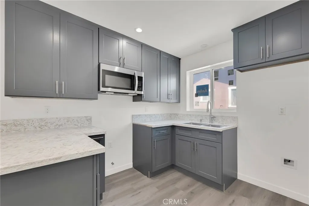 Additional image 3 of 2621 Vineyard Avenue, Los Angeles, CA 90016