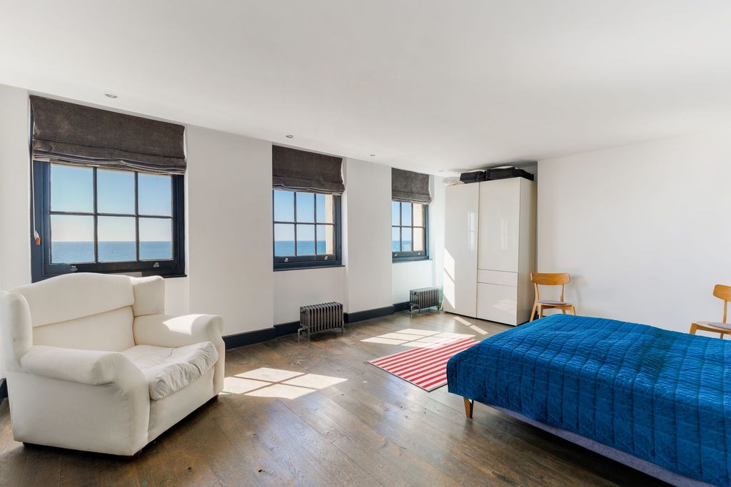 Additional image 15 of 3 bed flat for saleBrunswick Terrace, Hove BN3