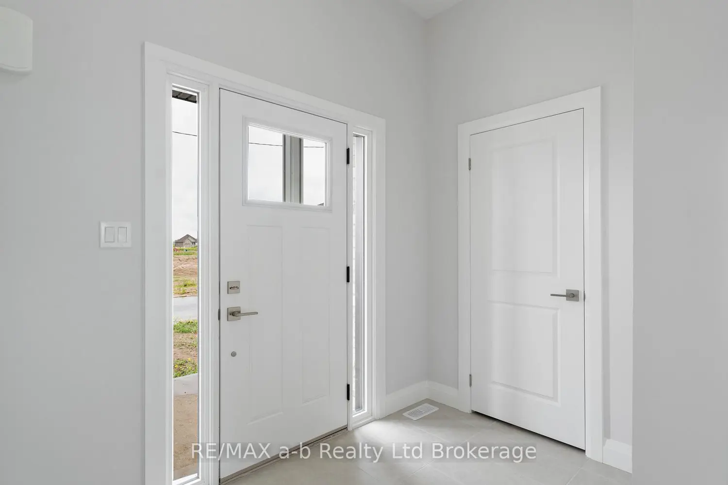 Additional image 2 of 99 Cayley Street