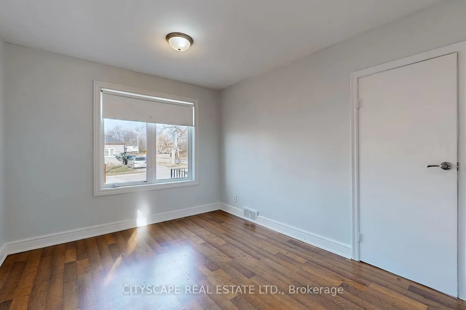 Additional image 11 of 39 Woodward Avenue