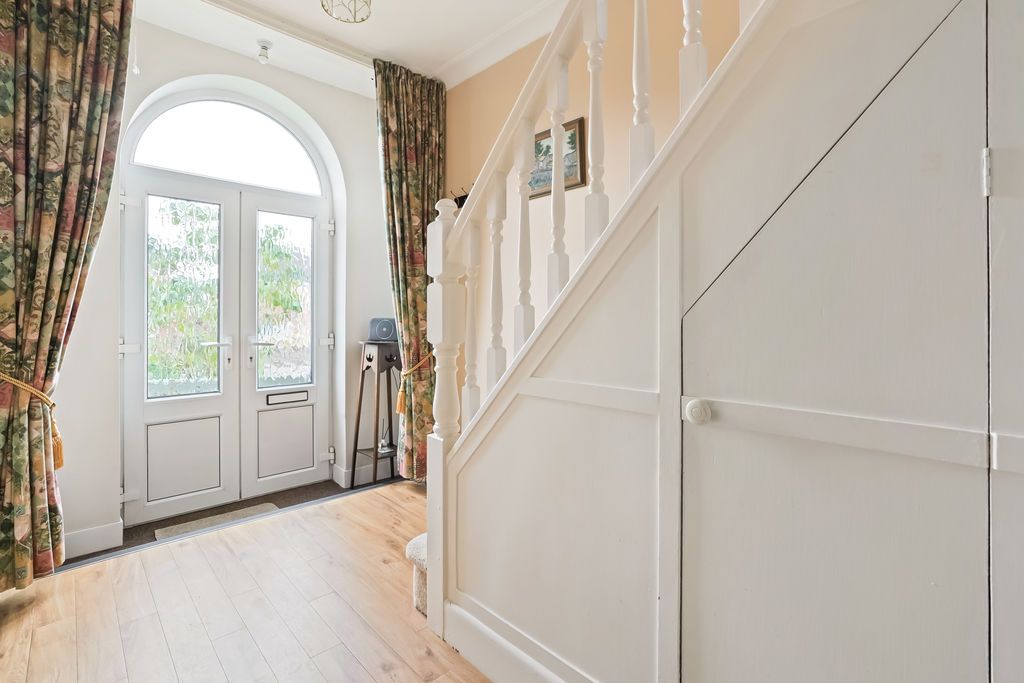 Additional image 14 of 3 bed semi-detached house for saleHallam Grange Road, Fulwood, Sheffield S10