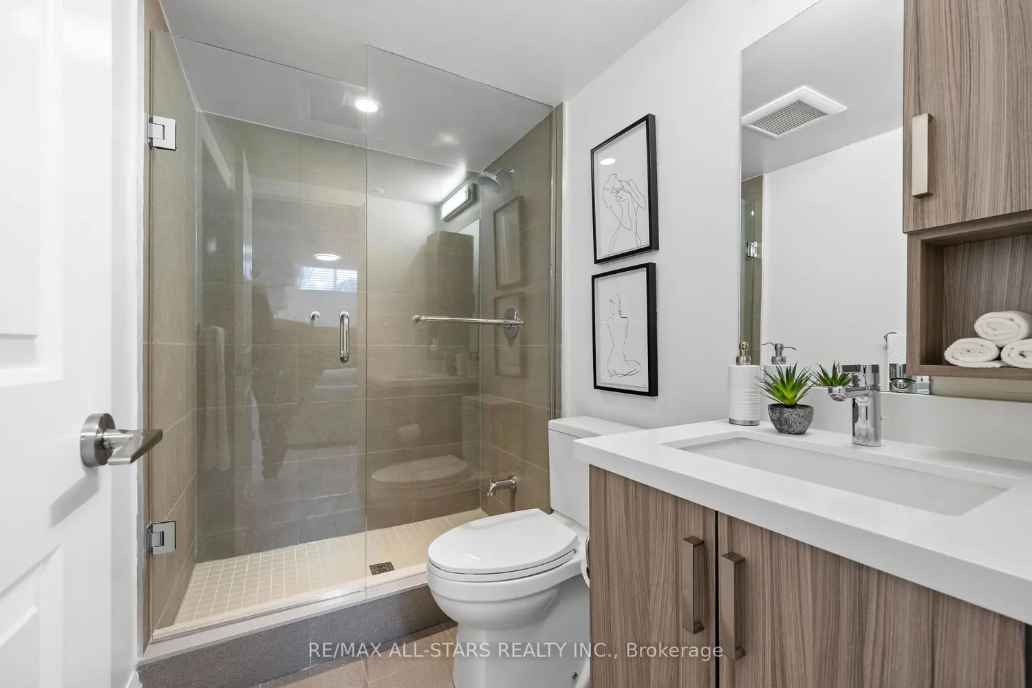 Additional image 16 of 85 Village Parkway