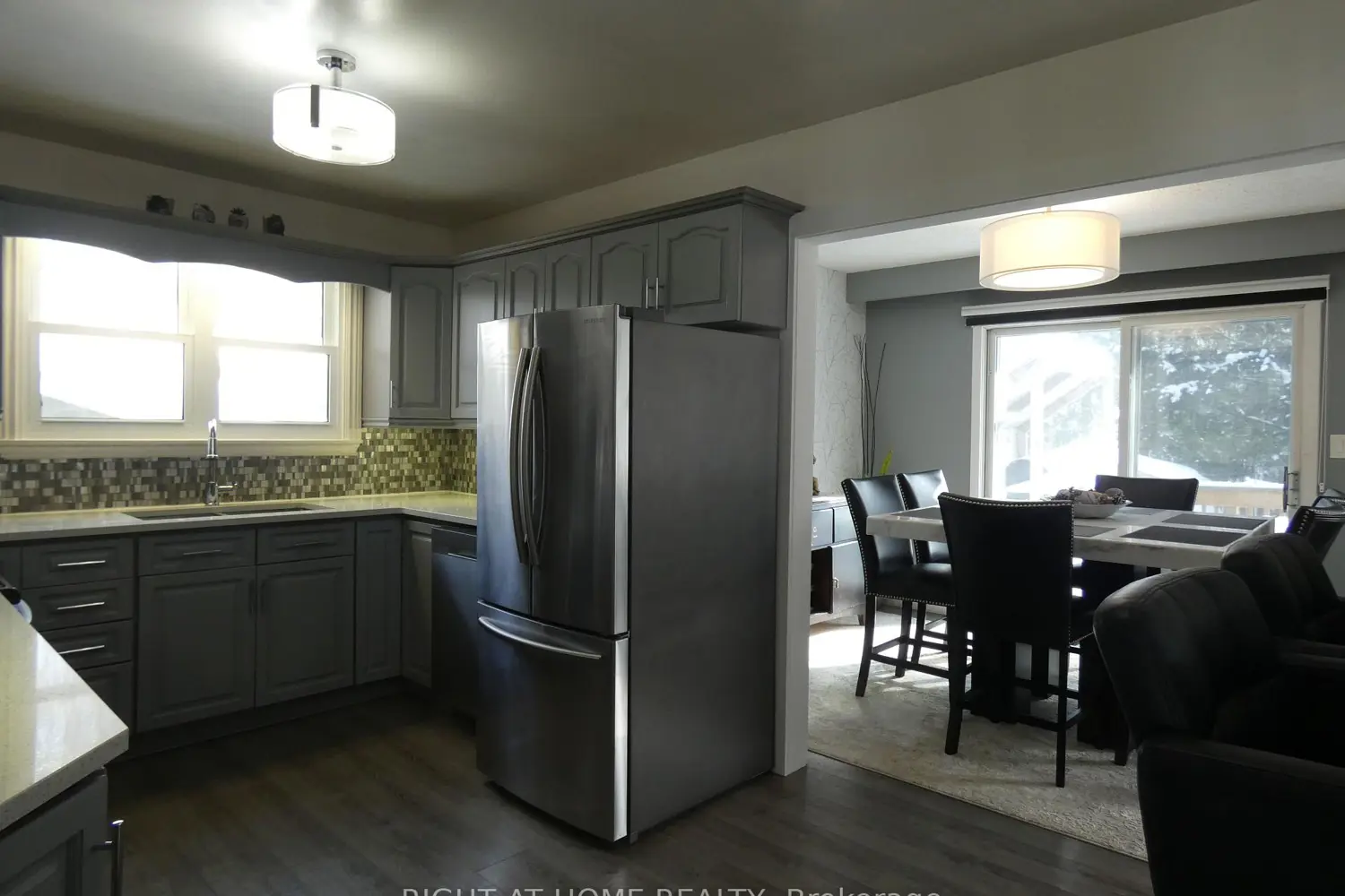 Additional image 3 of 27 Shore Acres Boulevard