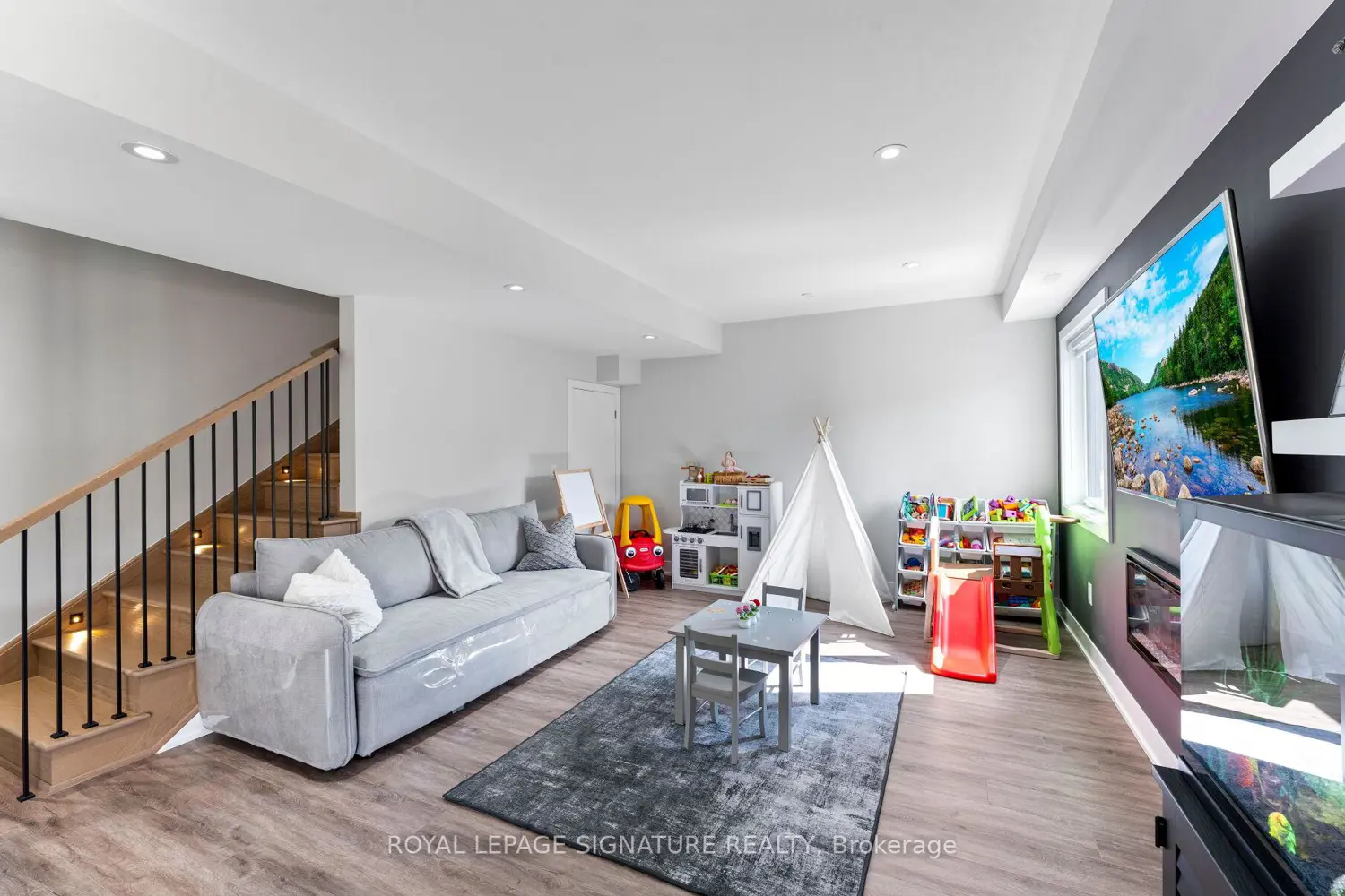 Additional image 14 of 29 Sikura Circle