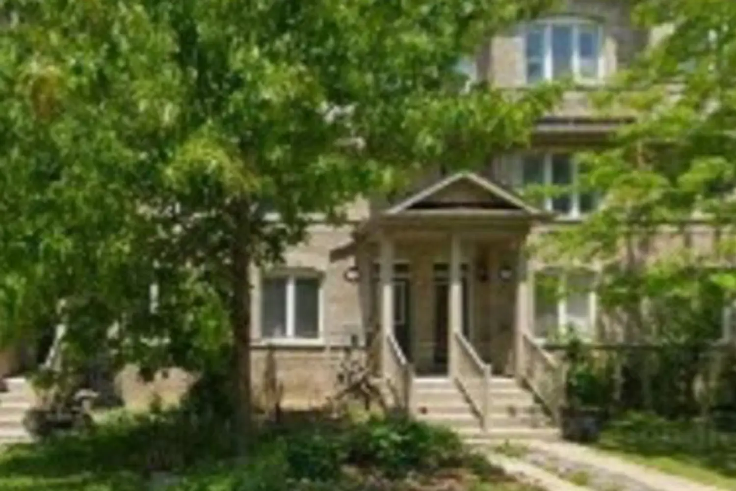 12 Kawneer Terrace