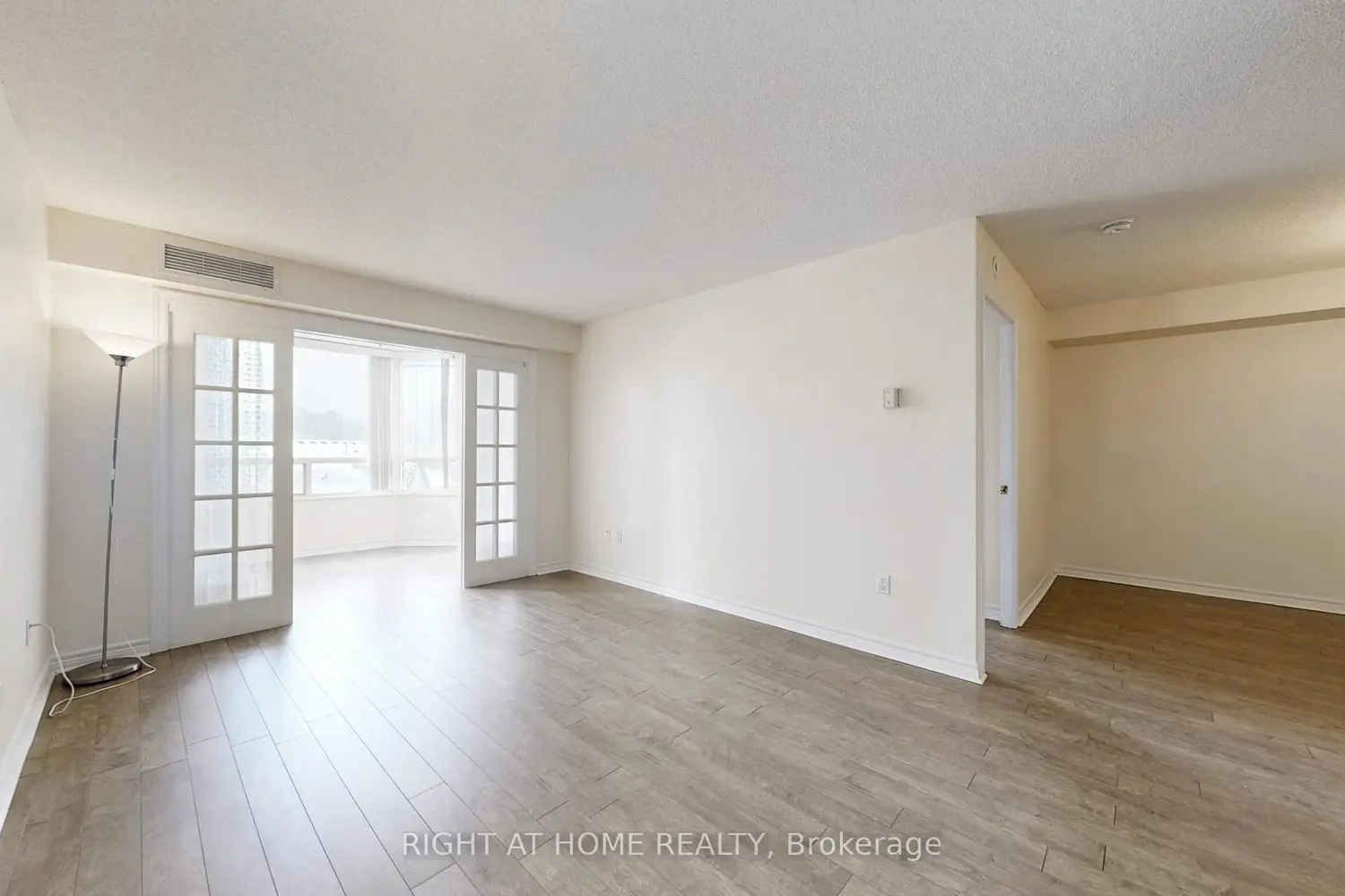 Additional image 4 of 228 Bonis Avenue 608