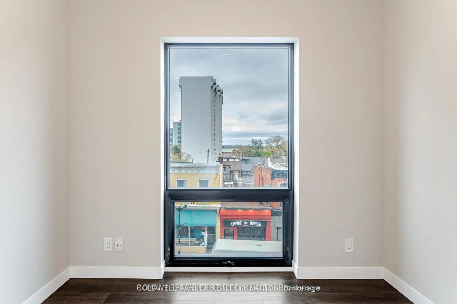 Additional image 14 of 15 Queen Street 303