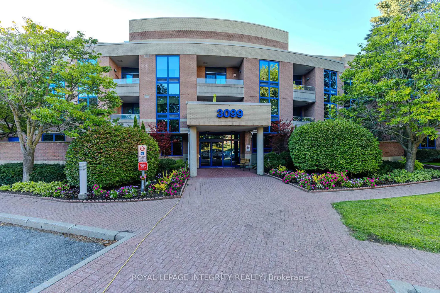 3099 Carling Avenue 203