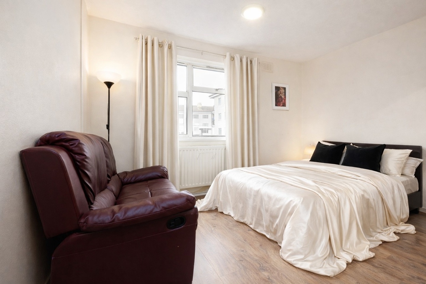 Room in a Shared Flat, Shadwell Overground Station, E1, E1 0AZ