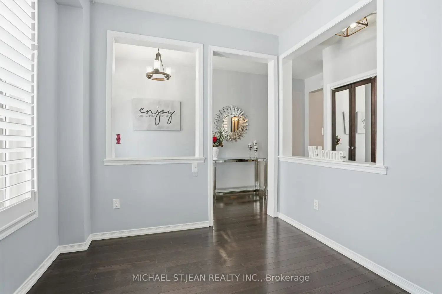63 Fowler Drive photo 4