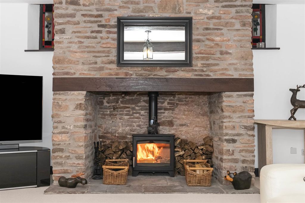 Additional image 28 of 4 bed barn conversion for saleThe Barn, Old Gloucester Road, Winterbourne, Bristol, Gloucestershire BS36