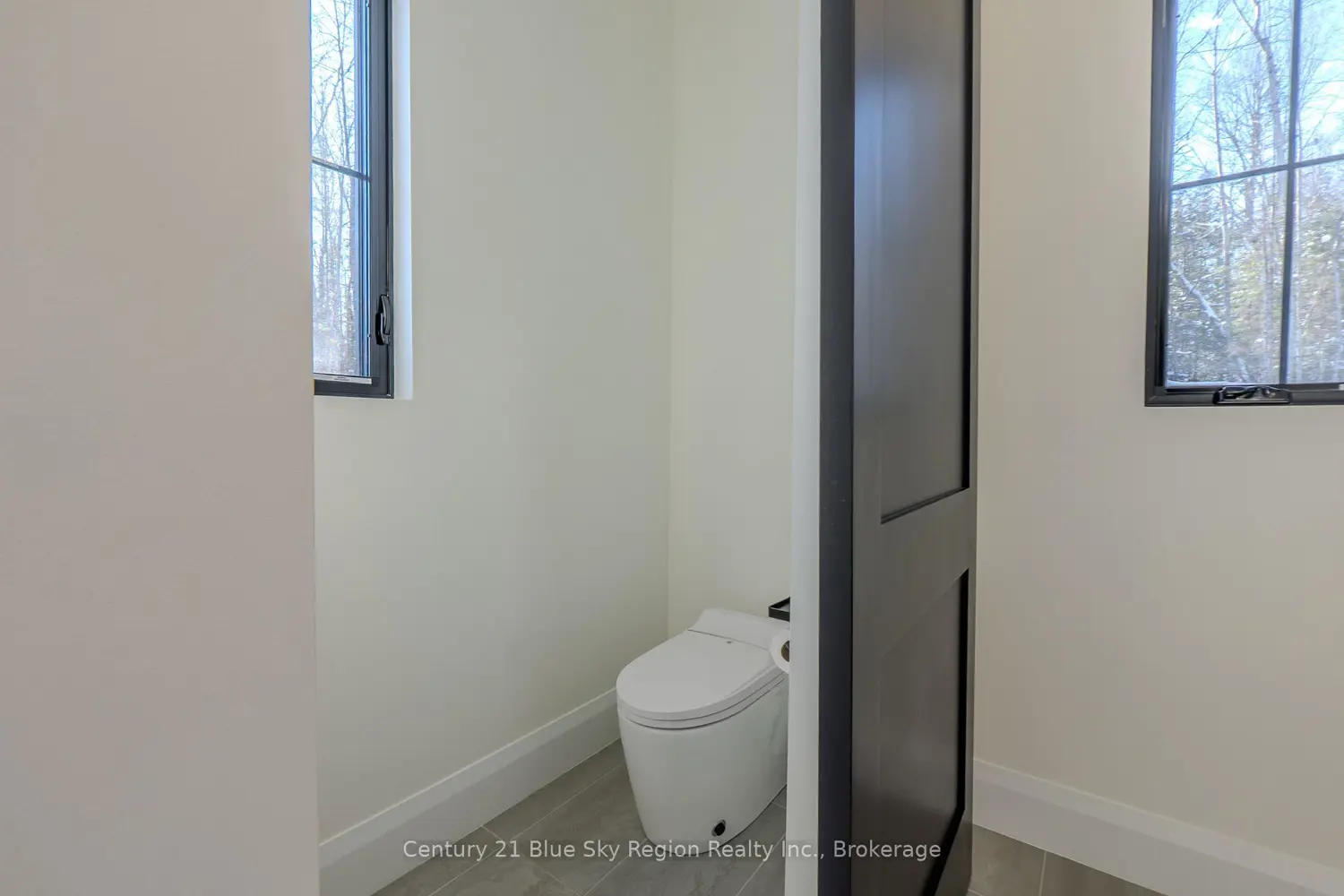 Additional image 11 of 841 Highway 17