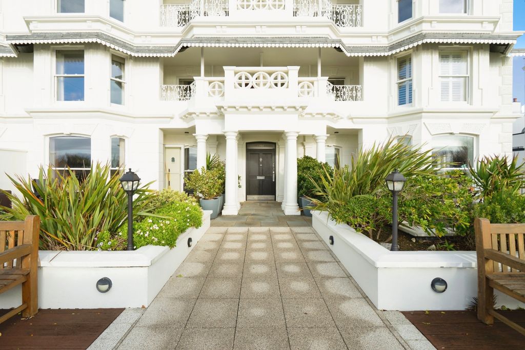 Additional image 19 of 2 bed flat for saleMarine Parade, Worthing BN11