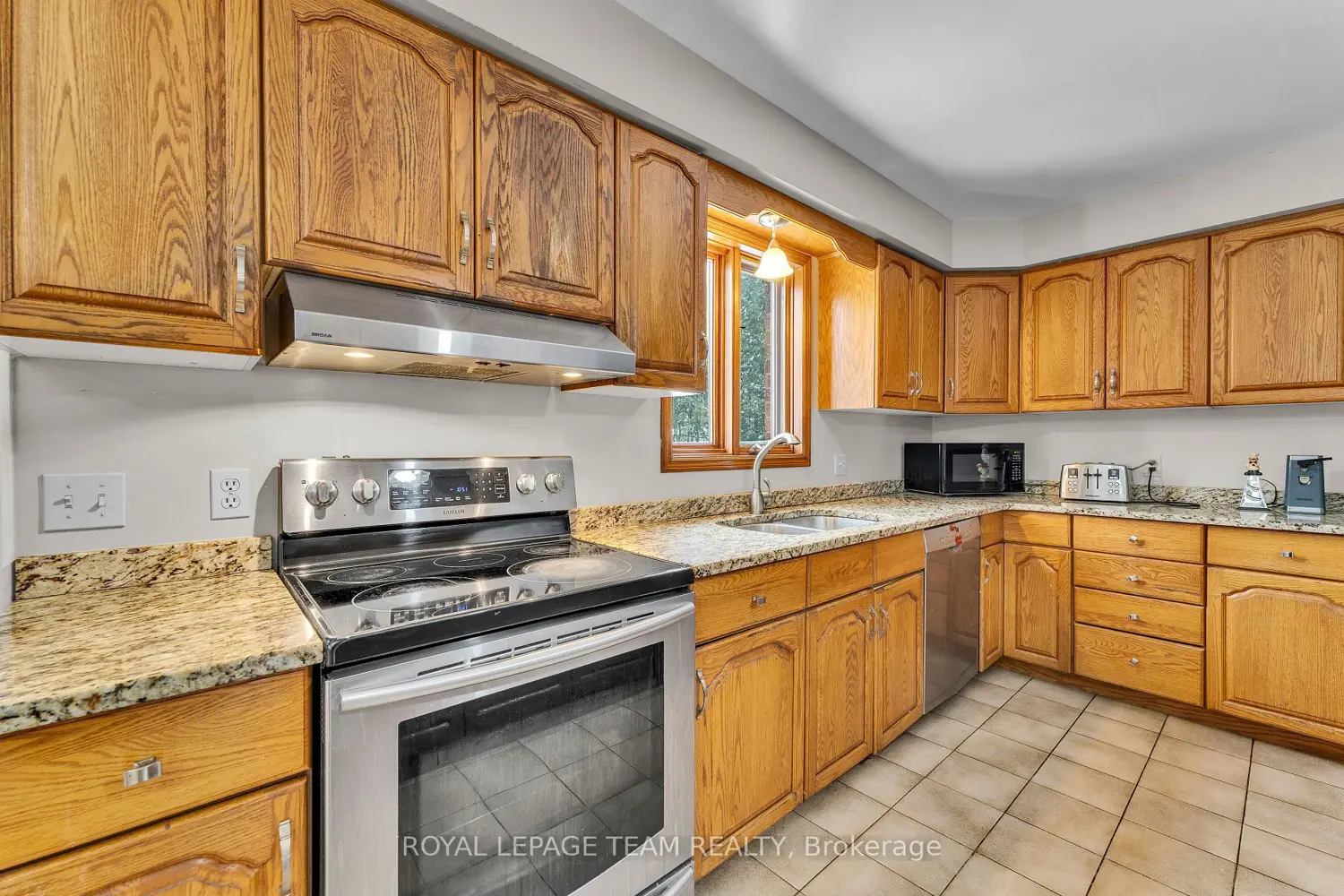 Additional image 8 of 1409 Mory Street