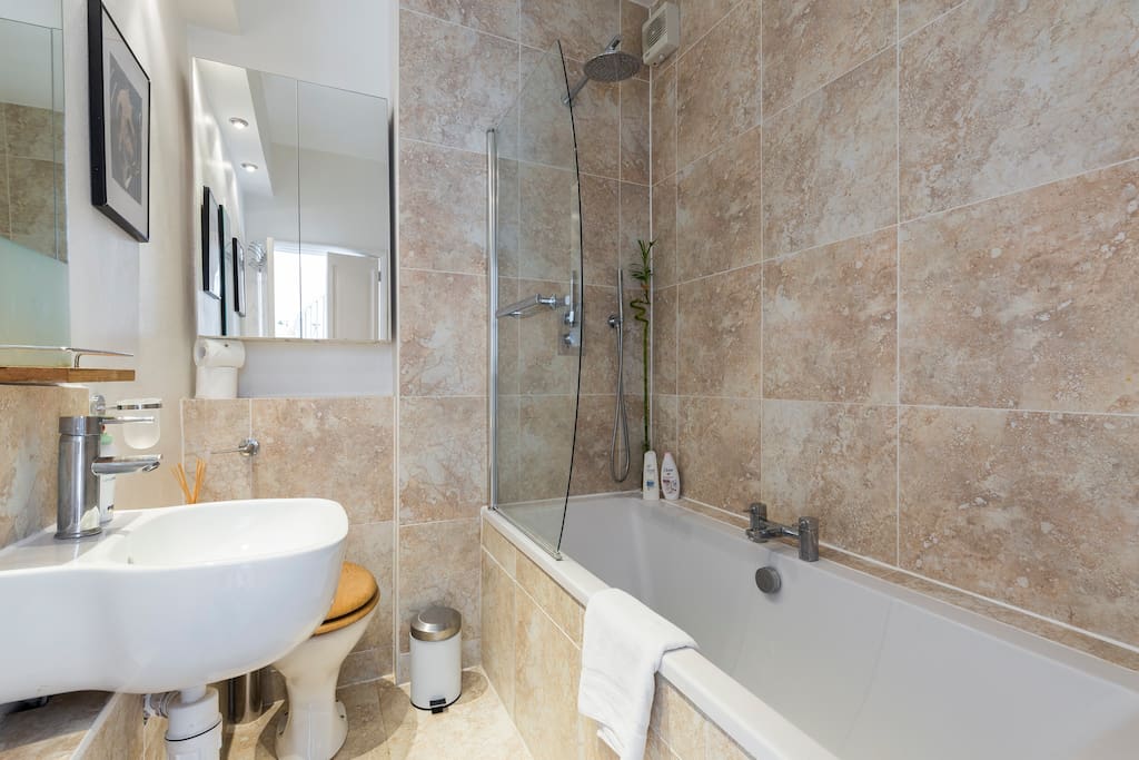 Additional image 7 of 2 Bed Maisonette, Ferntower Road, N5, N1 7GU