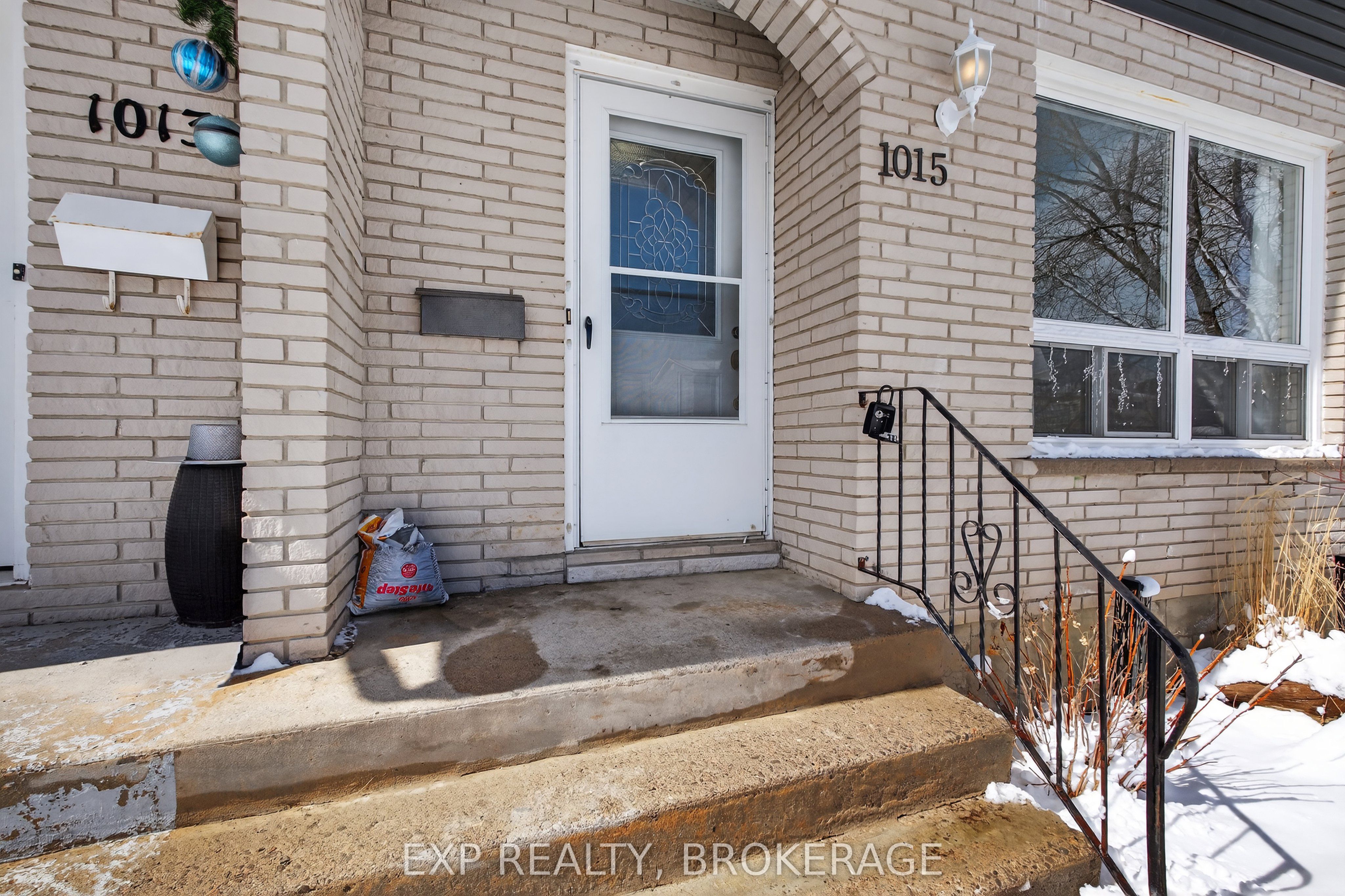 Additional image 3 of 1015 Sprucewood Crescent, Kingston, ON, K7P 1N1