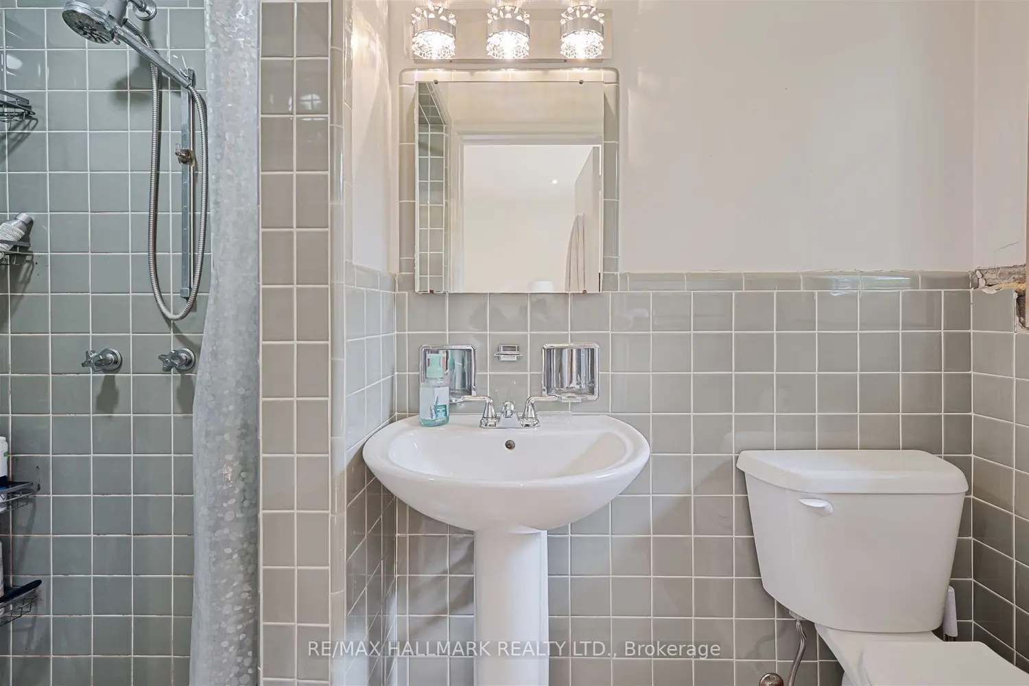 Additional image 14 of 1616 Islington Avenue
