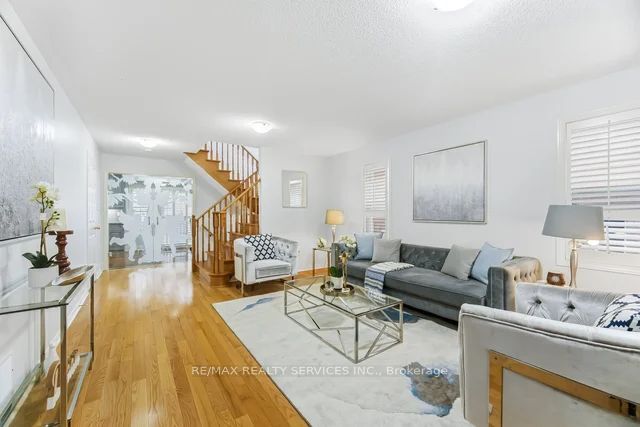 Additional image 6 of 103 Starhill Crescent, Brampton, ON, L6R 2P8