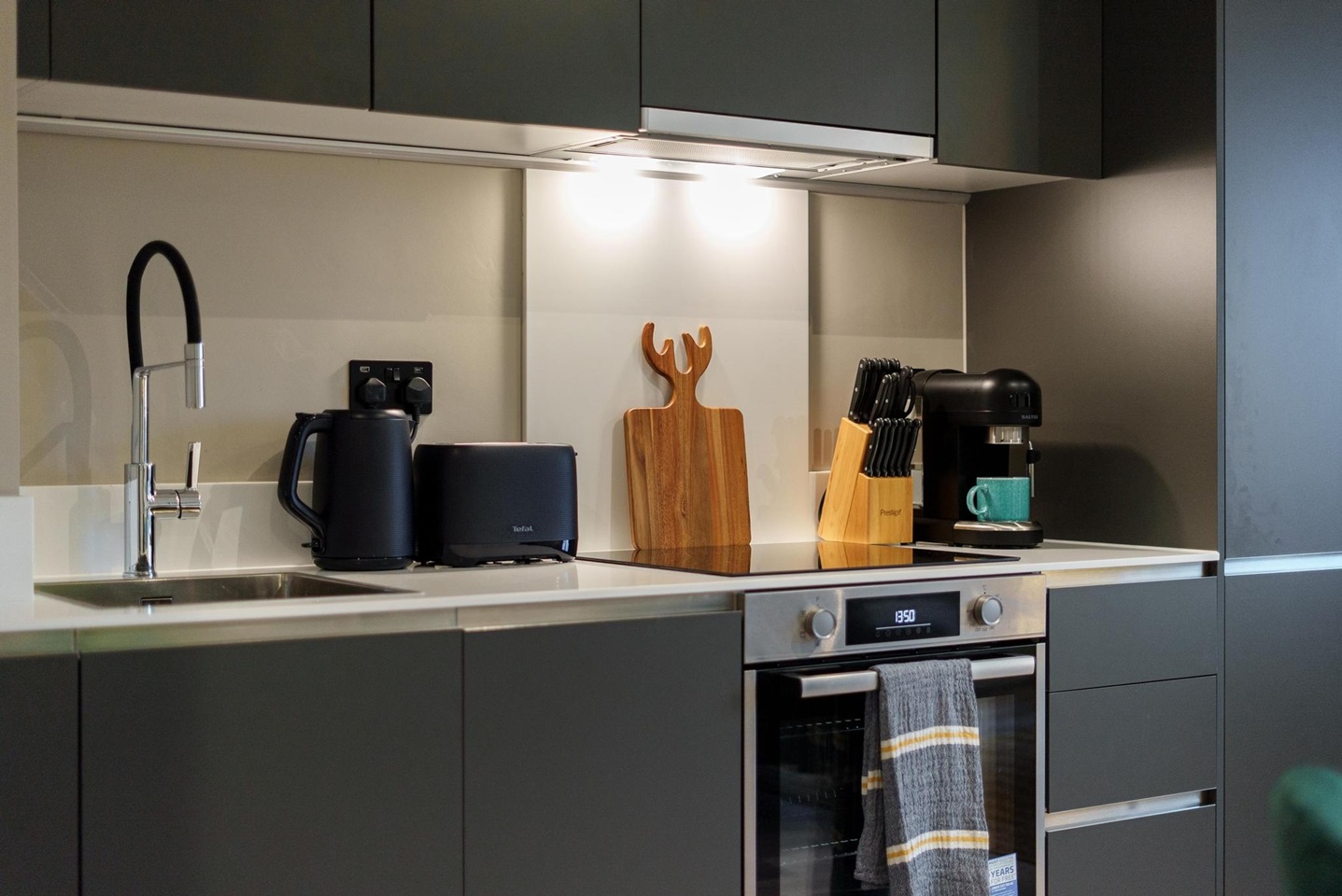 Additional image 13 of 2 Bed Flat, Springwell Gardens, LS12, N1 7GU