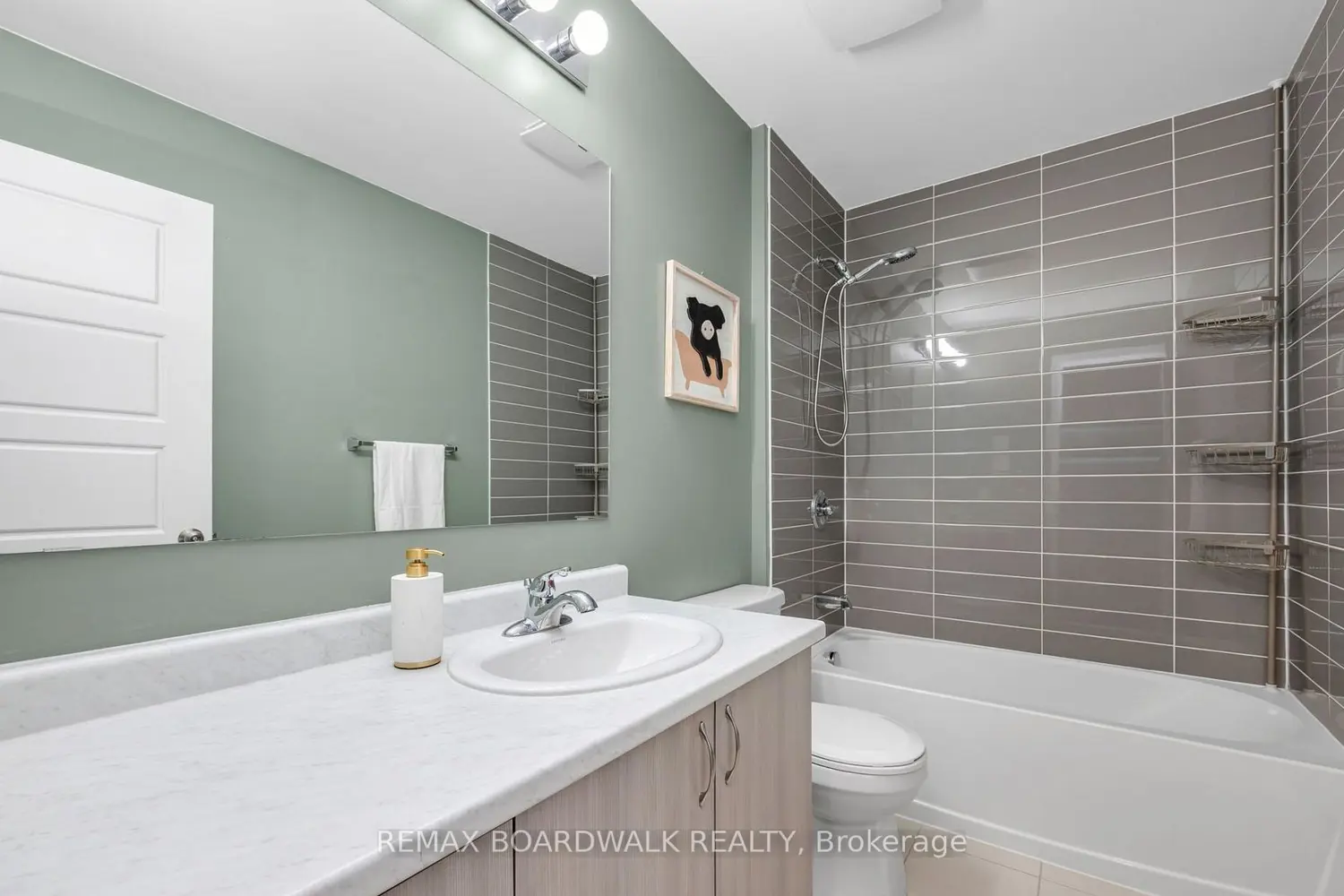 Additional image 18 of 302 Haliburton Heights