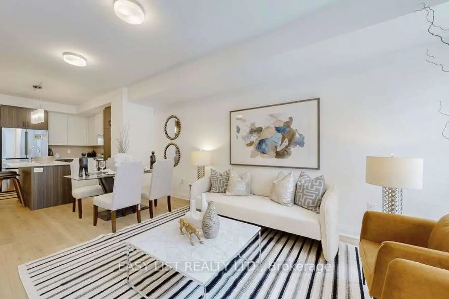 150 Alton Crescent photo 2