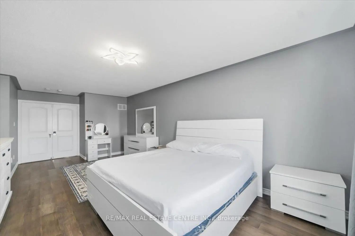 Additional image 9 of 362 Van Dusen Avenue