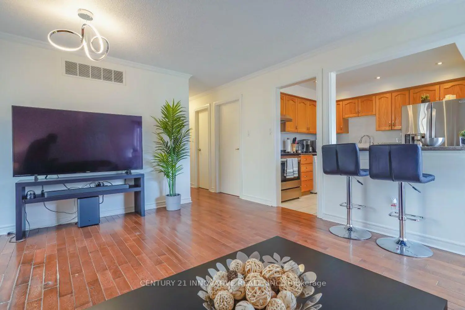 Additional image 2 of 3066 Patrick Crescent, Mississauga