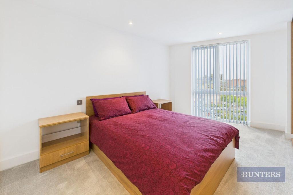 Additional image 6 of 2 bed flat for saleAlexandra Wharf, Maritime Walk, Ocean Village SO14