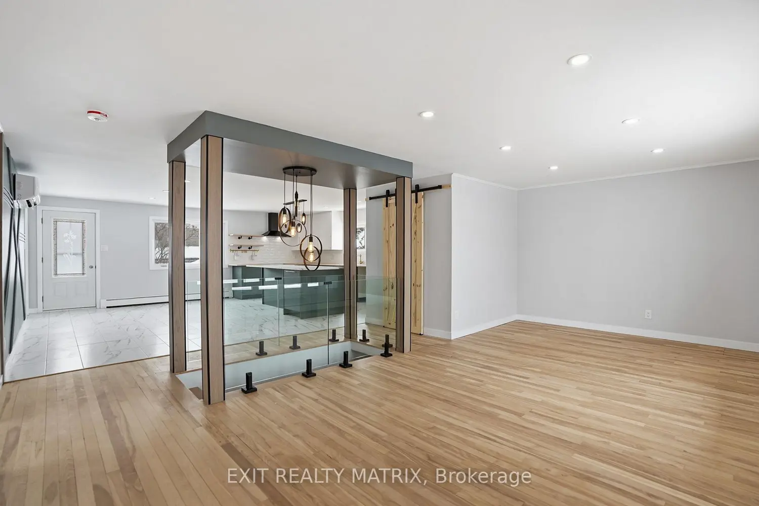 Additional image 5 of 805 Cartier Boulevard