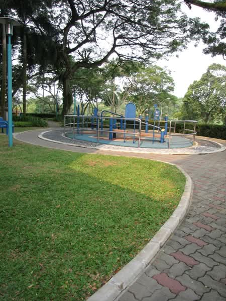 Additional image 14 of 81 Commonwealth Close