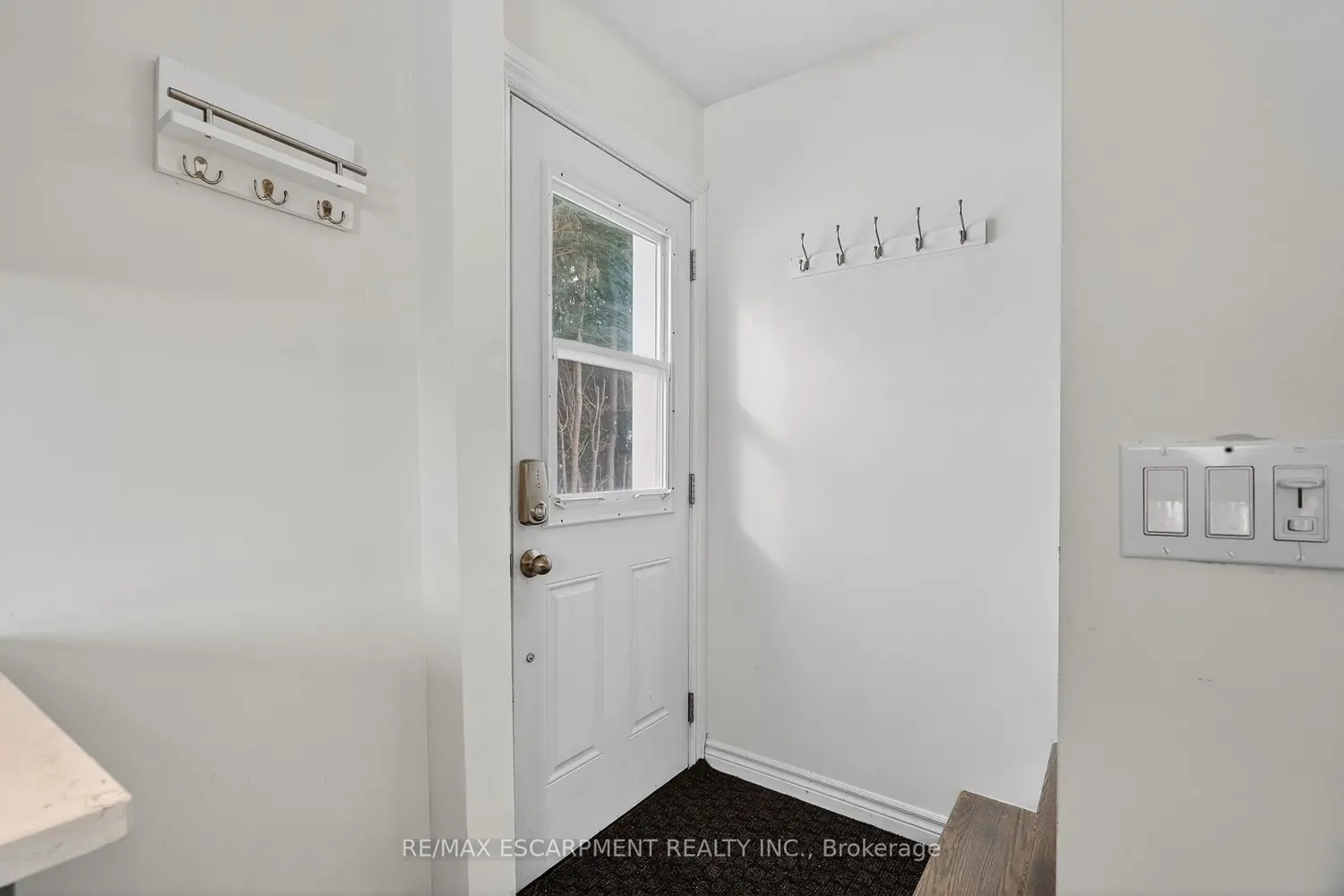 Additional image 3 of 9488 Wellington Rd 124