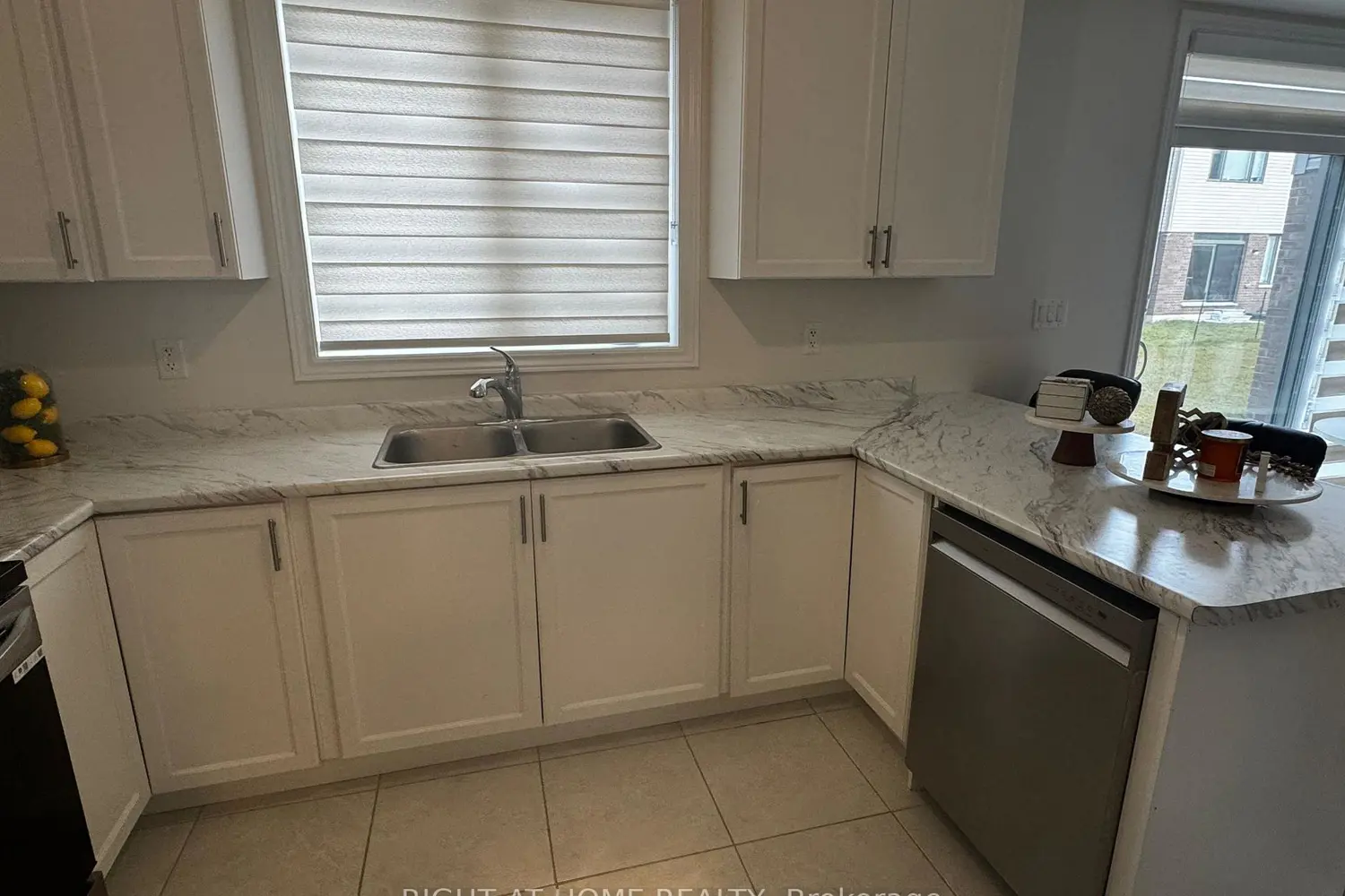 Additional image 3 of 24 Tamworth Terrace