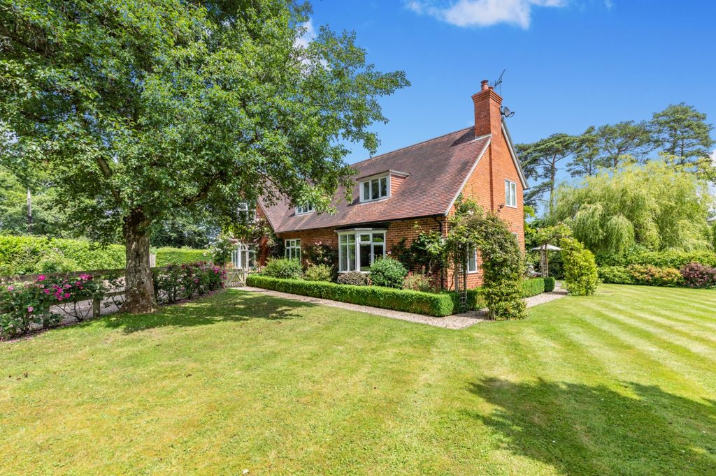 Additional image 6 of 5 bed detached house for saleChapel Row, Berkshire RG7