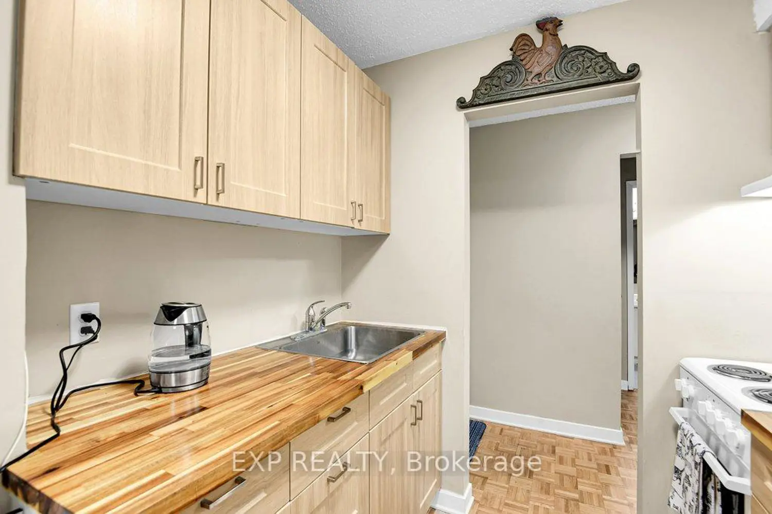 Additional image 6 of 825 Macodrum Drive 3