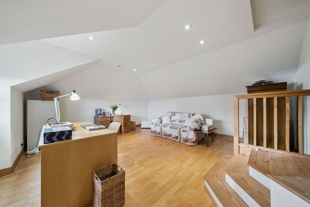 Additional image 37 of 5 bed detached house for saleBrambles, Upper Torwoodhill Road, Rhu G84