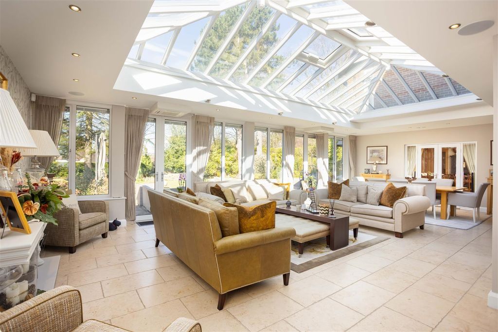 Additional image 6 of 6 bed detached house for saleSandmoor Avenue, Alwoodley, Leeds LS17