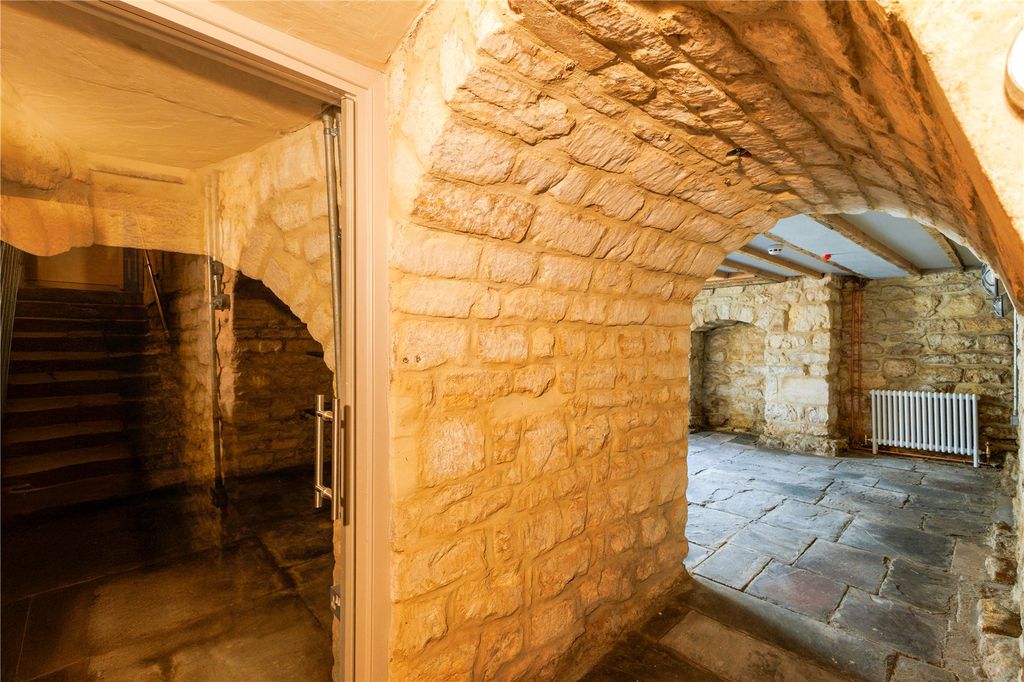 Additional image 28 of 5 bed terraced house for saleBrock Street, Bath, Somerset BA1