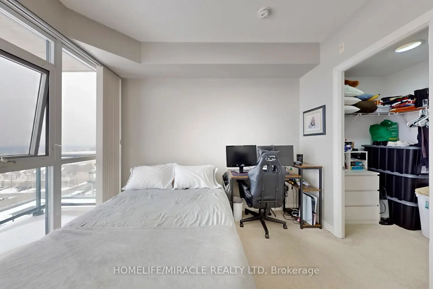 Additional image 8 of 560 North Service Road 607