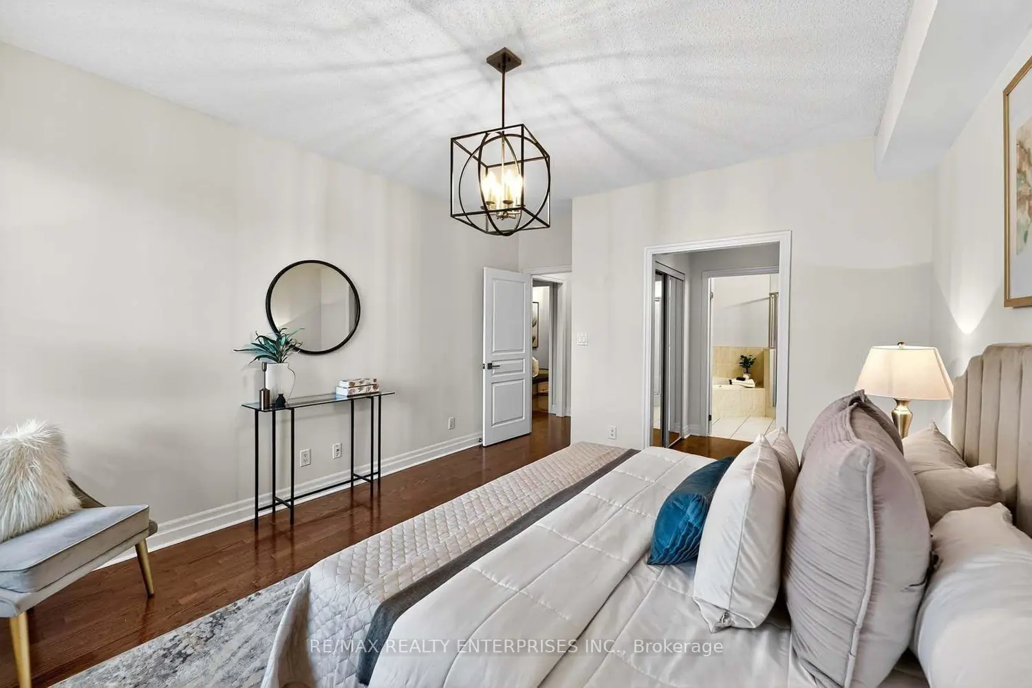 Additional image 5 of 65 Port Street 503