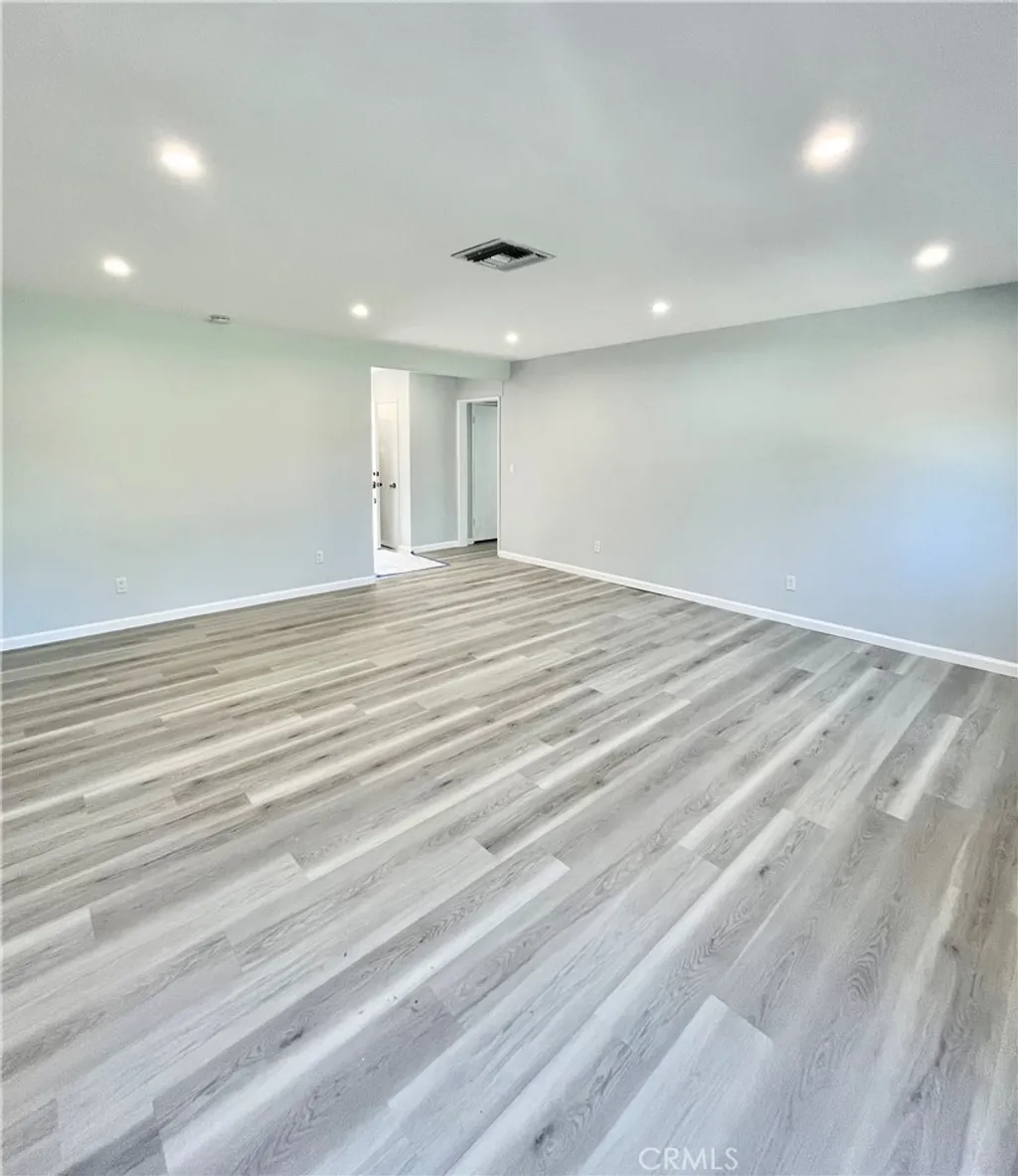 Additional image 4 of 15853 Stare Street, North Hills, CA 91343