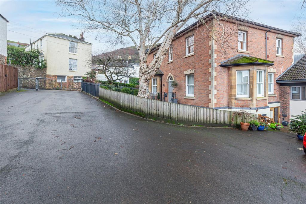 Additional image 16 of 2 bed flat for saleBrunel House, Malvern WR14