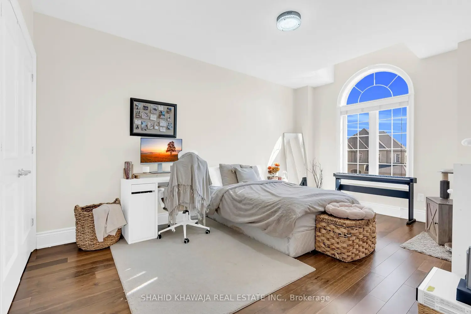 Additional image 10 of 5063 Summersky Court, Mississauga