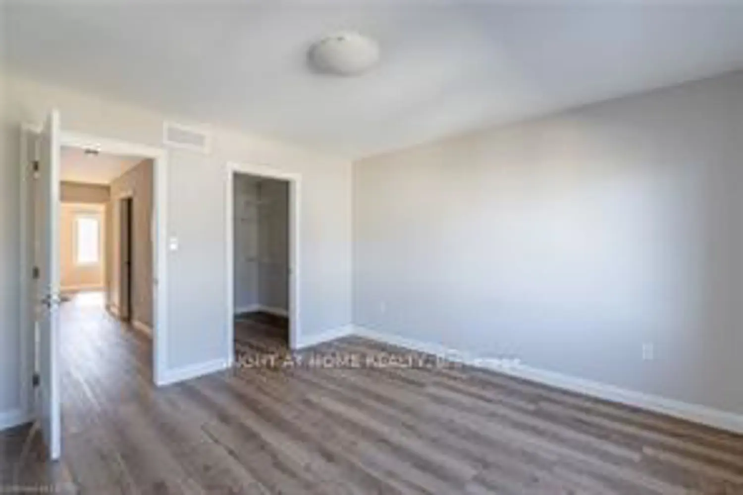 Additional image 7 of 17 Nicholson Street 36