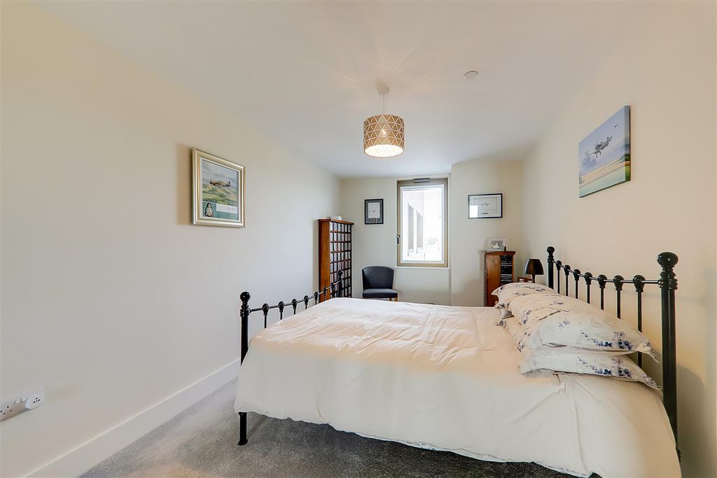 Additional image 21 of 3 bed flat for saleCalista, West Parade, Worthing BN11