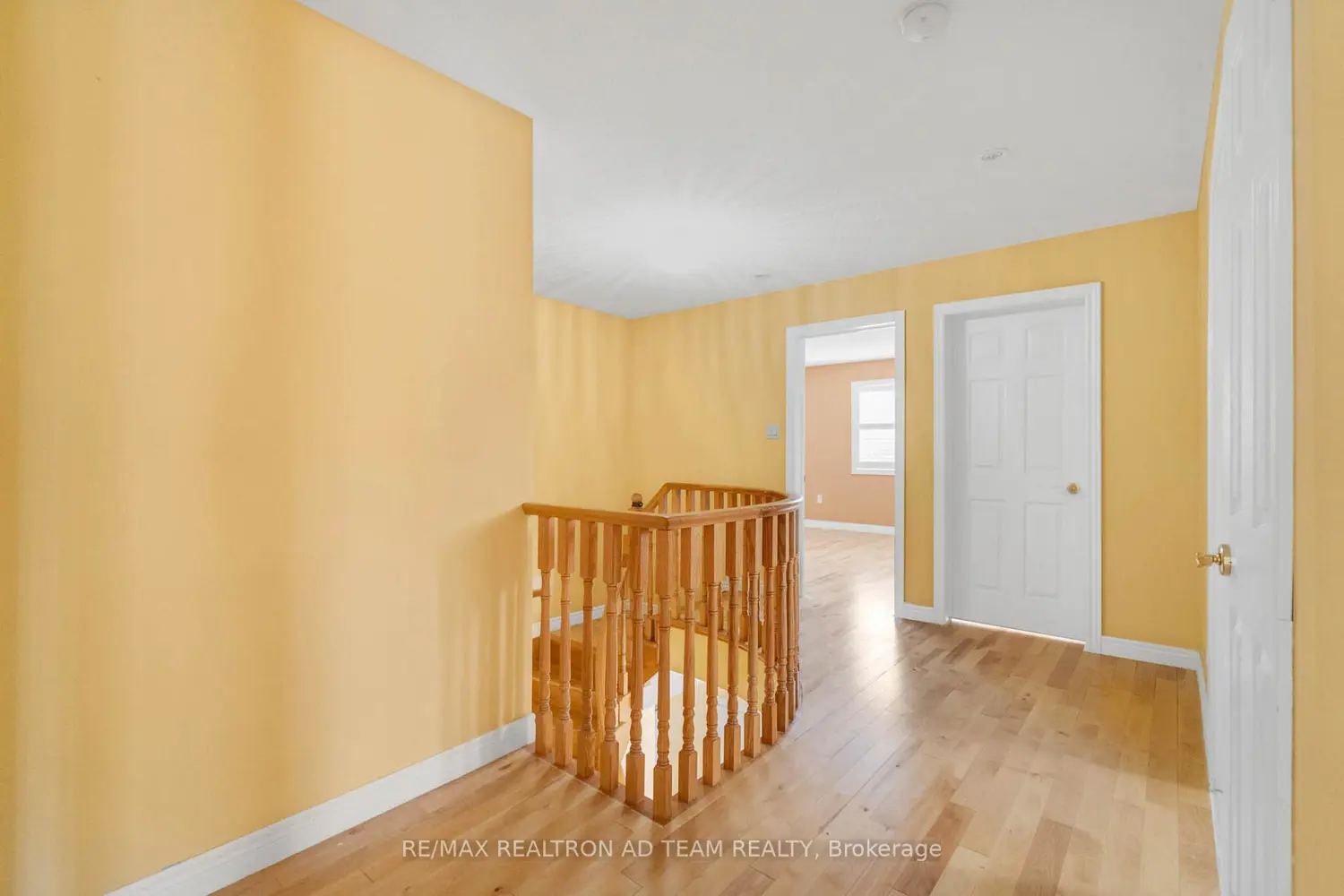 Additional image 10 of 498 Tremblant Court