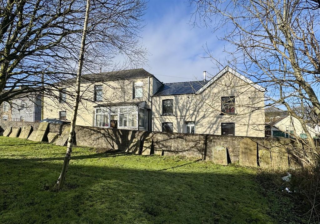 7 bed property for saleClarence Street, Brynmawr, Ebbw Vale NP23