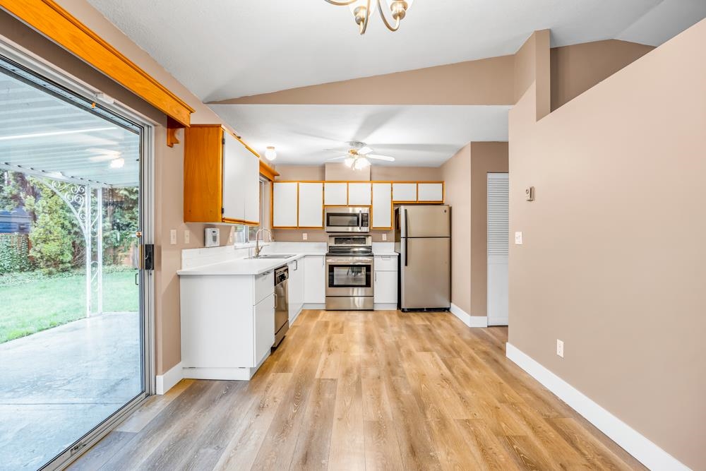 Additional image 5 of 11987 Hawthorne Street, Maple Ridge, BC, V2X 6V5