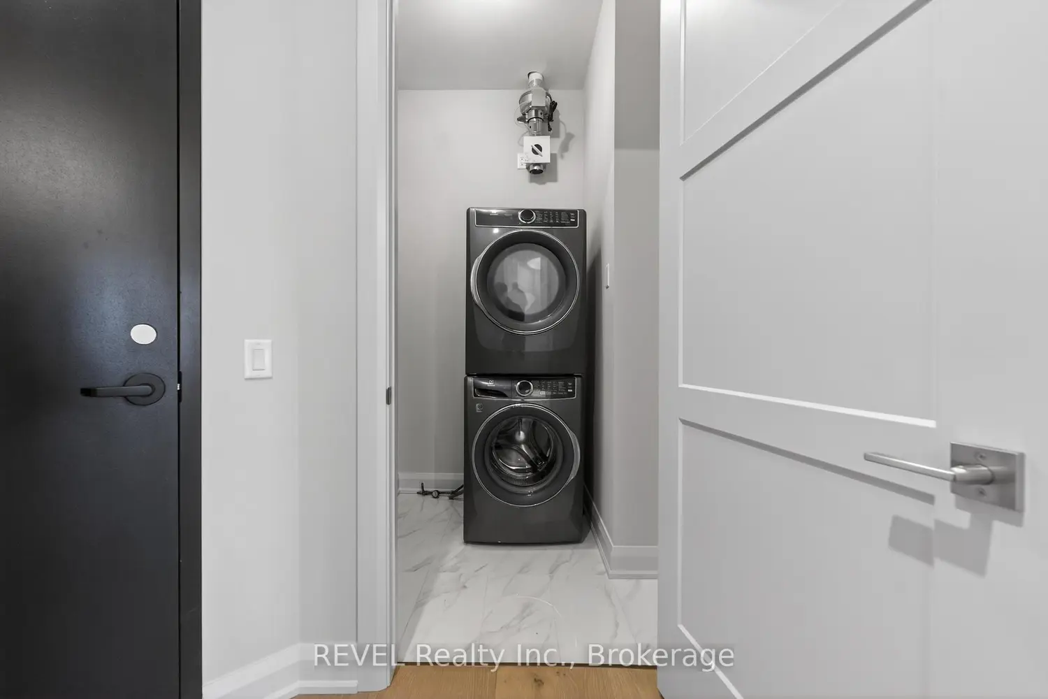 Additional image 15 of 2 Arbourvale Common 410