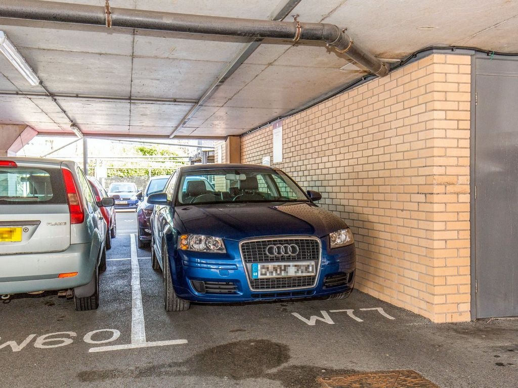 Additional image 4 of 2 Bed Flat, Velocity West, LS11, N1 7GU