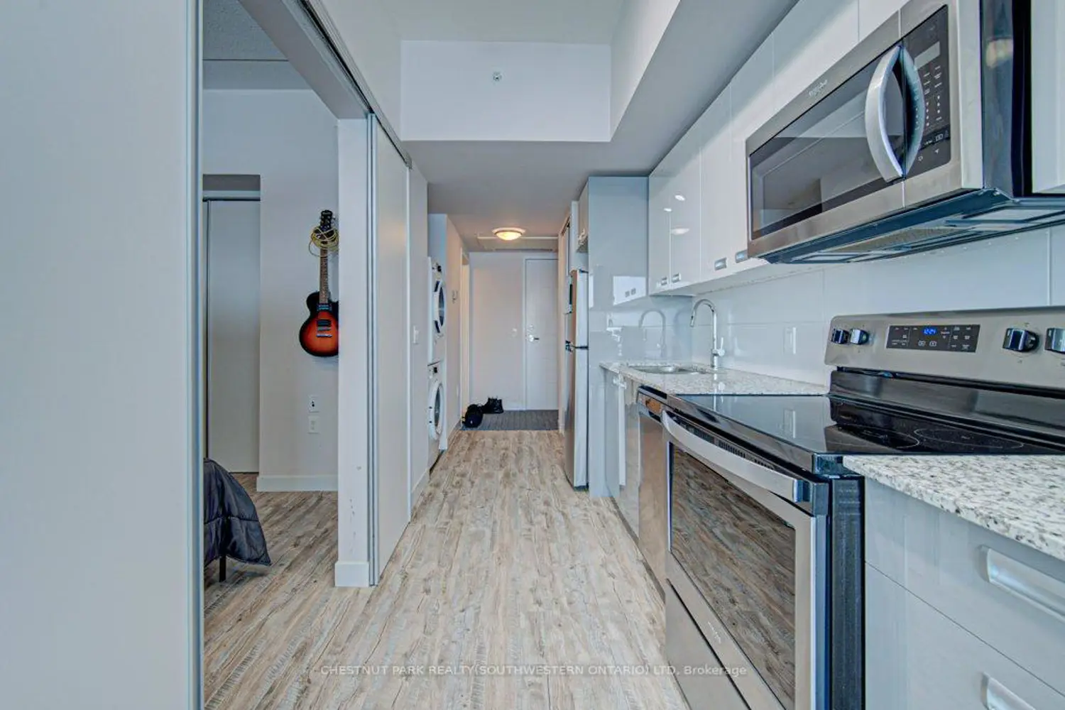 Additional image 10 of 257 Hemlock Street 606